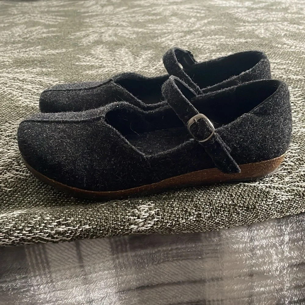 Stegmann Eva Wool Mary-Jane Shoes, size 8 - Picture 3 of 7
